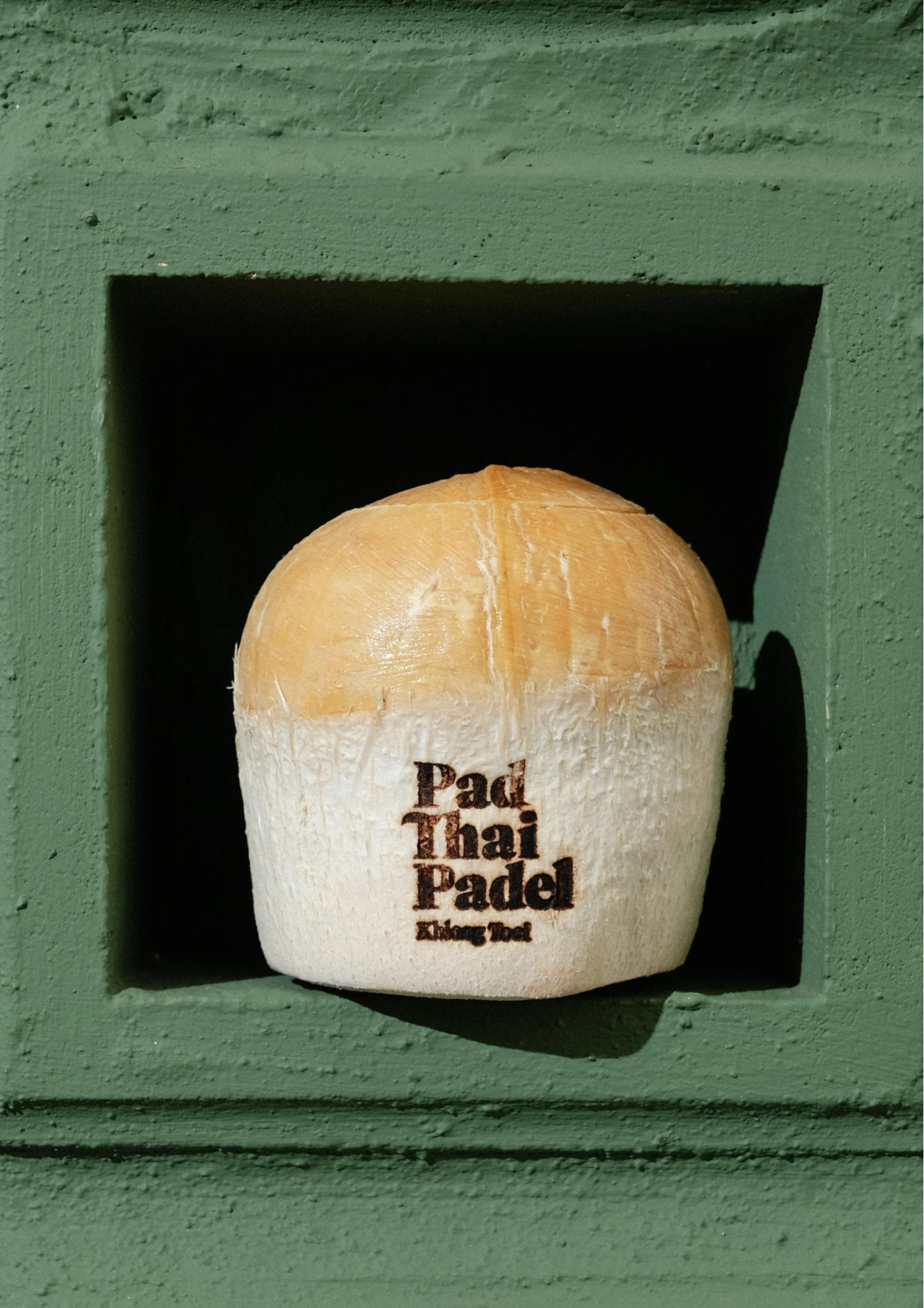 Pad Thai Padel Khlong Toei branded coconut